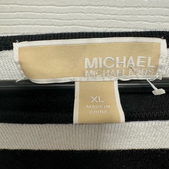 MICHAEL KORS Chain On Shoulder Stripe White & Black lightweight Sweater‎ - Picture 4 of 4